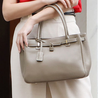50代女性に人気のレディースバッグは、傳濱野 ミーティア