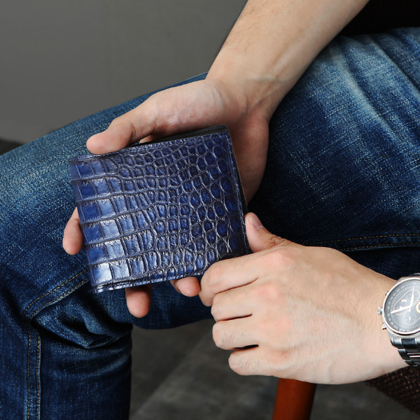 池田工芸の藍染めクロコダイル2つ折り財布
