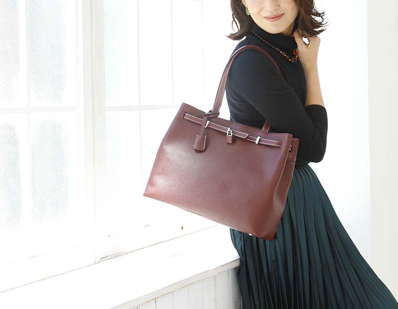 決定版 40代を引き立てる上品トートバッグ24選 人気ブランドやレディーストートバッグの選び方をご紹介します