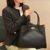 【傳濱野】皇室御用達の濱野家WEB限定バッグ　出会った頃から永遠の定番classic tote(クラシックトート) A4 お仕事 肩にかかる