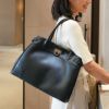 【傳濱野】皇室御用達の濱野家WEB限定バッグ　出会った頃から永遠の定番classic tote(クラシックトート) A4 お仕事 肩にかかる