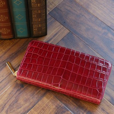 ニャン様用クロコダイル レッドハンドバッグと長財布 セット中古美品 ニャン様用クロコダイル レッドハンドバッグと長財布 セット中古美品