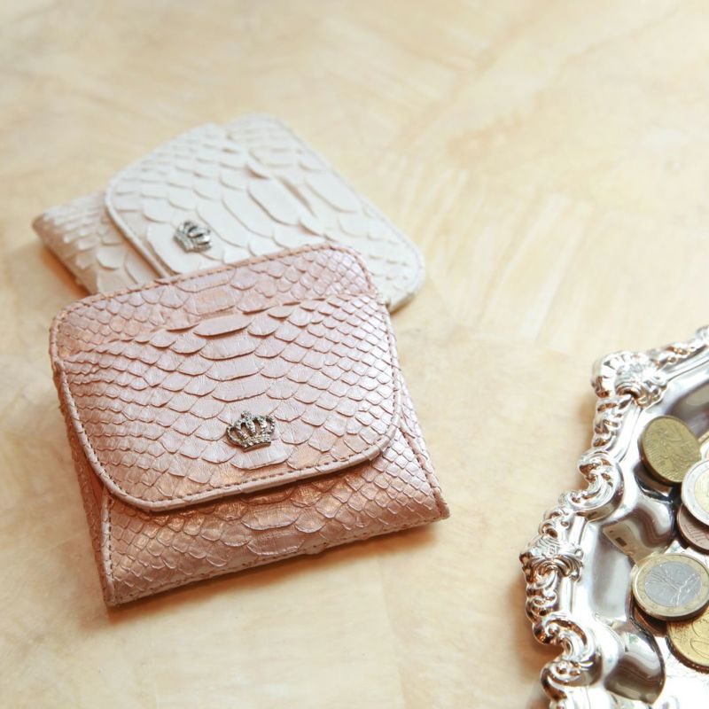 人気ブランドのピンクのお財布は、傳濱野はんどばっぐのポレット パールピンク／ブライトピンク