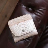 バイヤー厳選用品 傳濱野】皇室御用達 ワンタッチで全て取り出せる極小財布Pollet 小物
