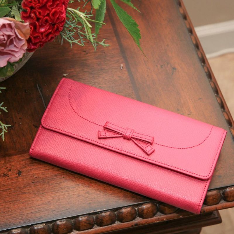 人気ブランドのピンクのお財布は、傳濱野はんどばっぐのモーナウォレット サニーローザ