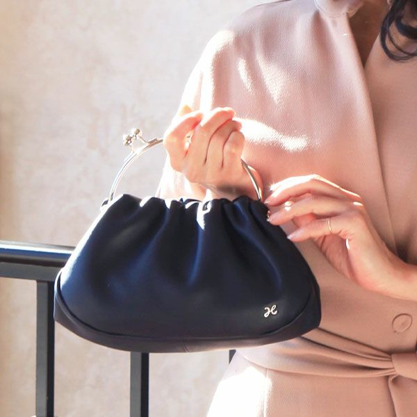 人気ブランドのおすすめのハンドバッグは傳濱野はんどばっぐのモル