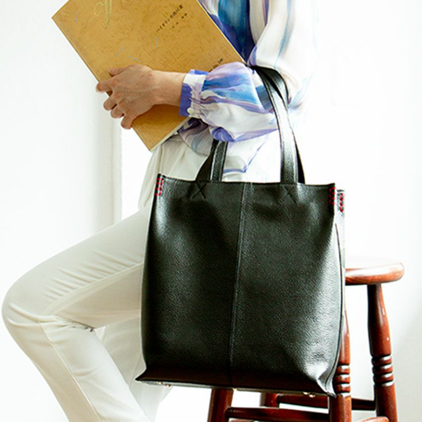 30代女性におすすめの熟練の職人技が光る日本のブランドのバッグは傳濱野のルチレ