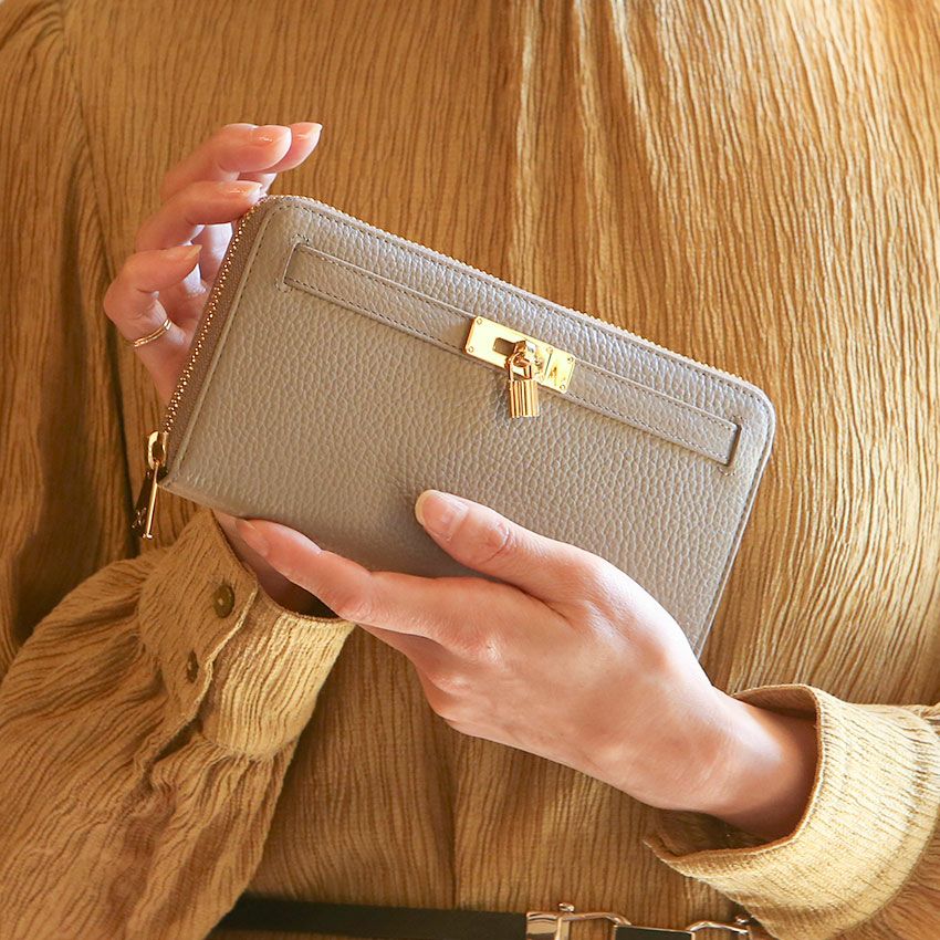 50代の女性におすすめの定番人気のお財布を扱うブランドと人気のお財布は傳濱野はんどばっぐのミーティアウォレット