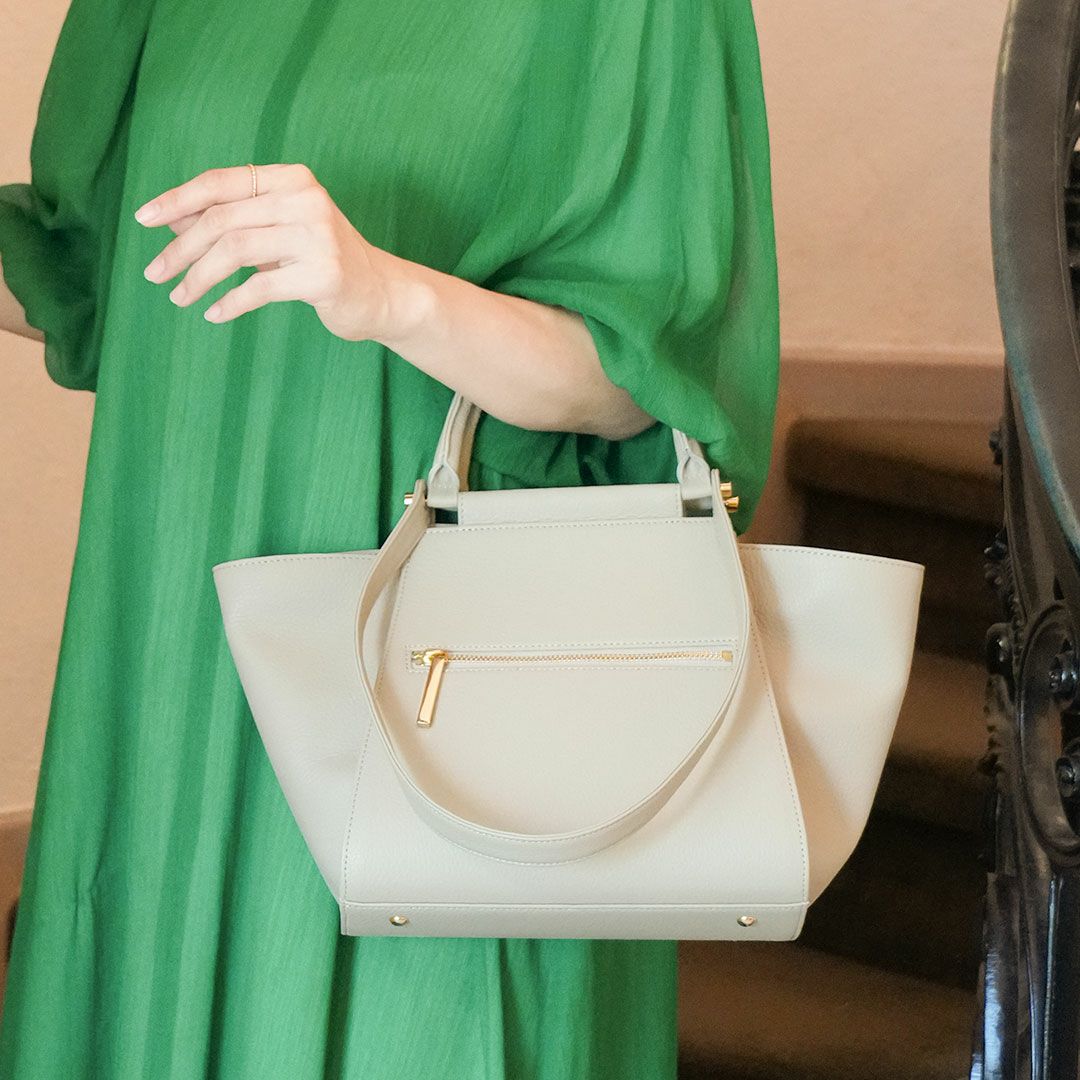  【傳濱野】燕子花（かきつばた）の凛と優美に咲く姿をイメージした、4本手ハンドバッグLydia（リディア）