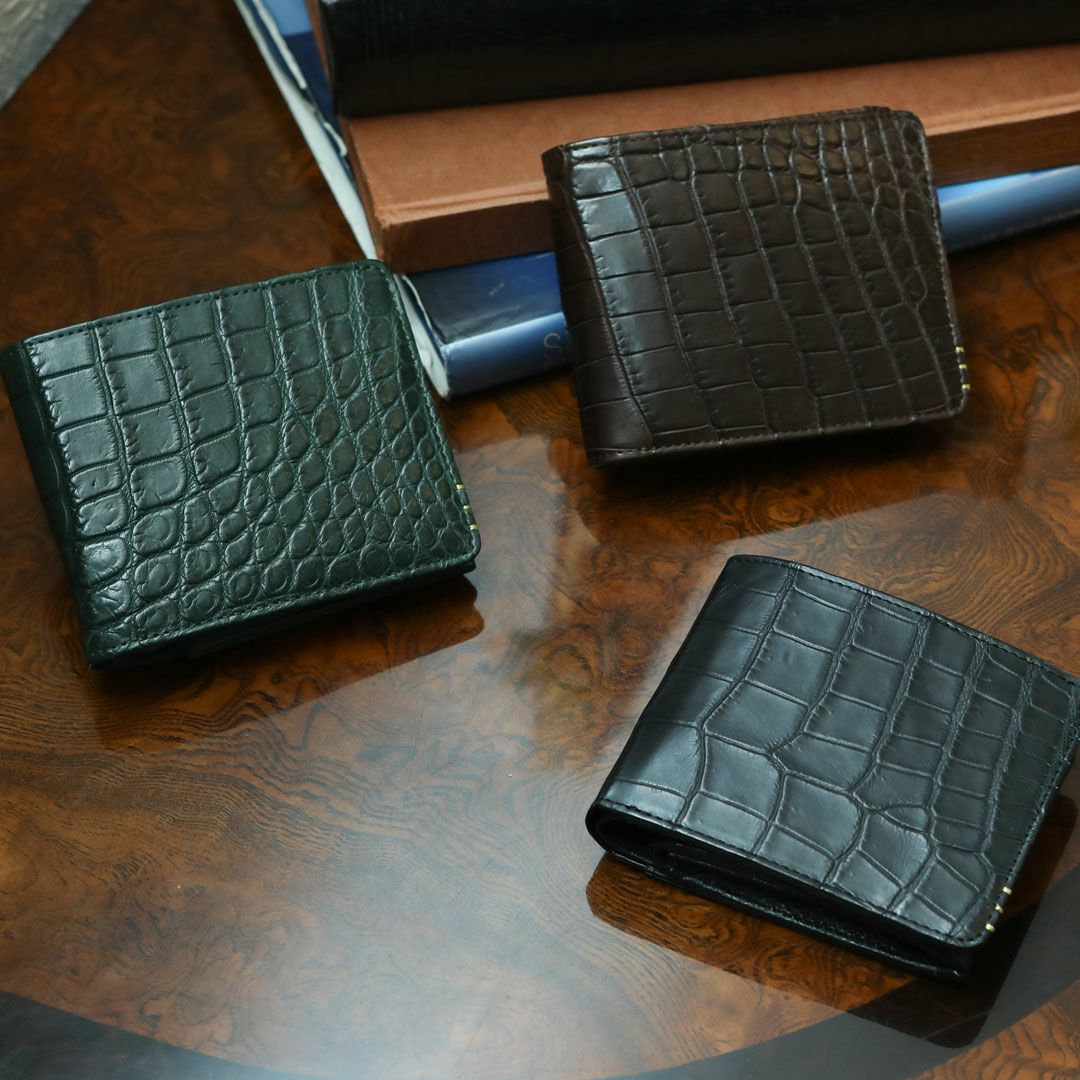 傳濱野】≪メンズ≫金箔ステッチをあしらったクラシコシリーズから