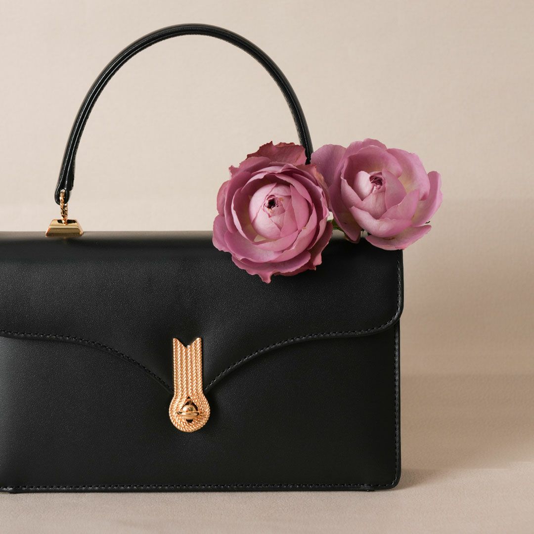 濱野家のロイヤルバランスでお仕立てした、日本女性のためのエンベロープワンハンドルAlicia Calis（アリシア カリス）